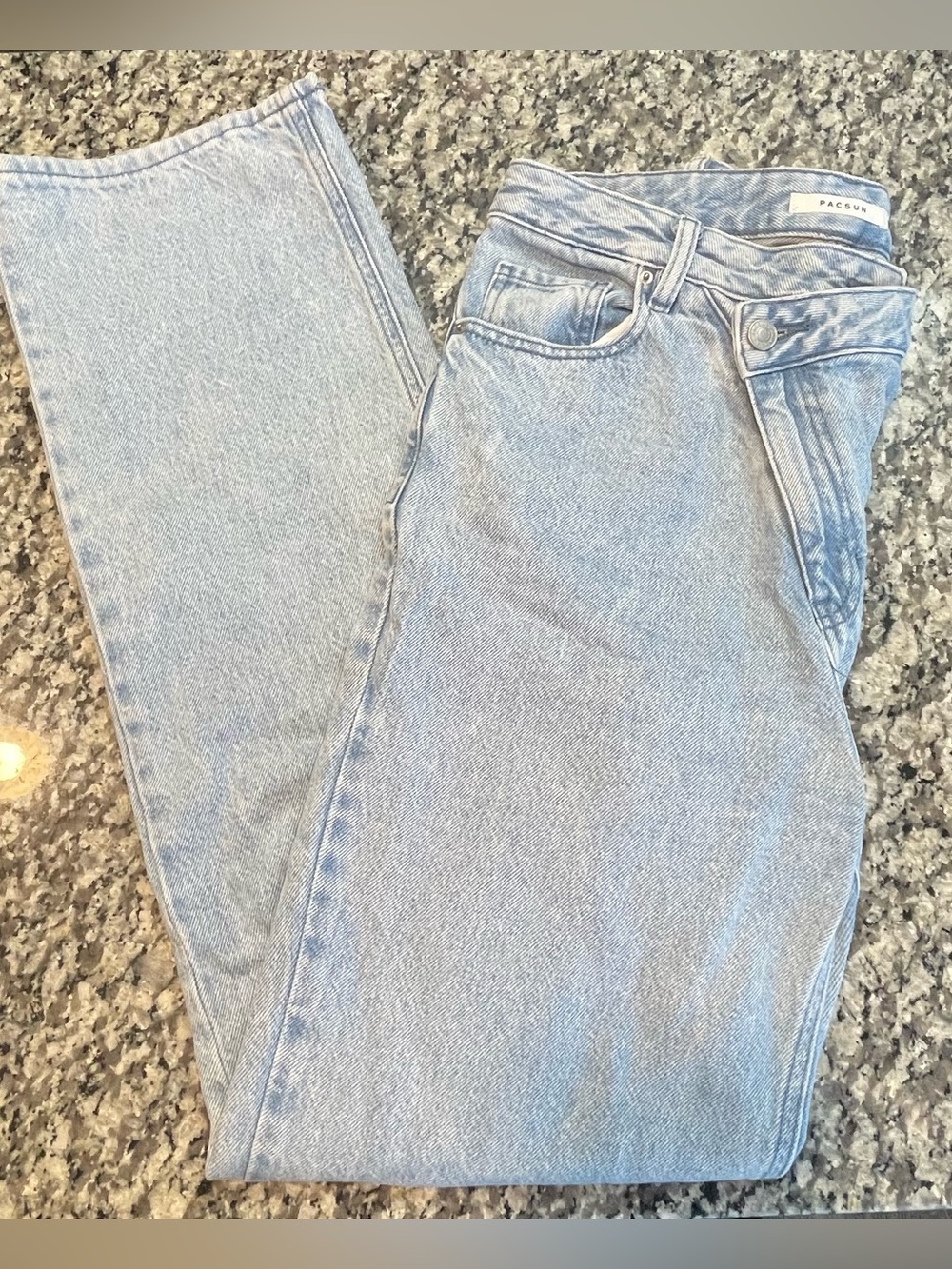 PacSun Light Wash Women's 90’s Boyfriend style jeans